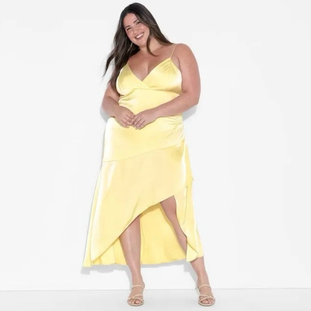 NWT Wild Fable Women's Satin Asymmetrical A-Line Maxi Dress- Light Yellow XXL